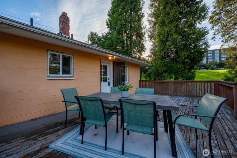 Property photo for 4400 S Webster Street, Seattle photo 29