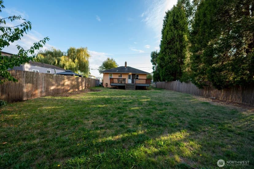 Property photo for 4400 S Webster Street, Seattle photo 36