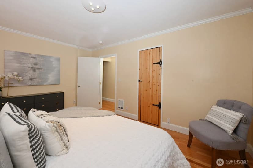 Property photo for 4400 S Webster Street, Seattle photo 14
