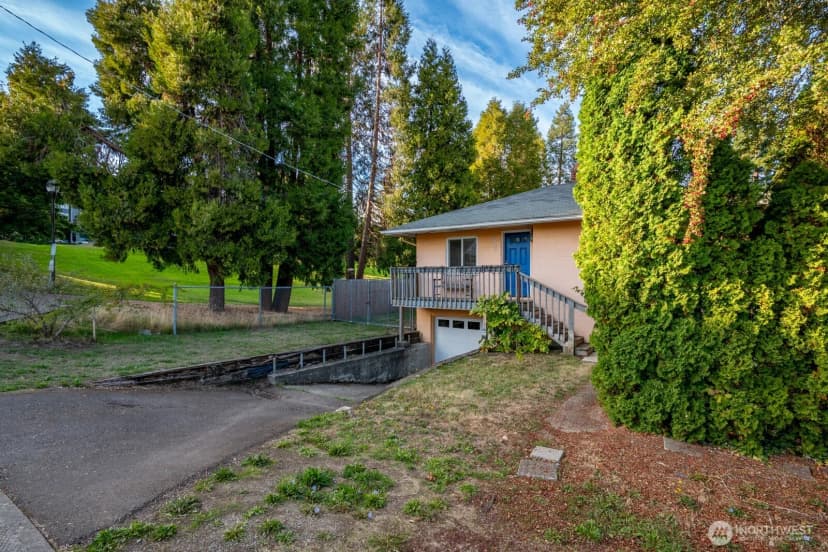 Property photo for 4400 S Webster Street, Seattle photo 38