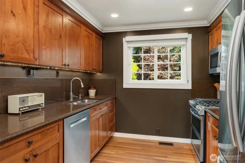Property photo for 6723 Flora Avenue S, Seattle photo 11