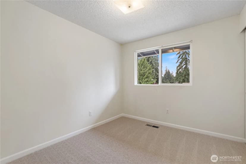 Property photo for 3463 Balsam Boulevard Se, Port Orchard photo 18