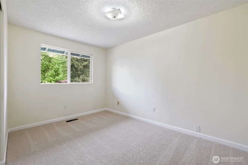 Property photo for 3463 Balsam Boulevard Se, Port Orchard photo 17