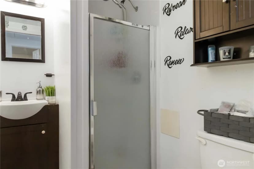 Property photo for 13794 34th Avenue S, Tukwila photo 12