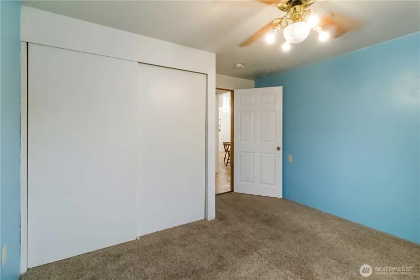 Property photo for 13794 34th Avenue S, Tukwila photo 9