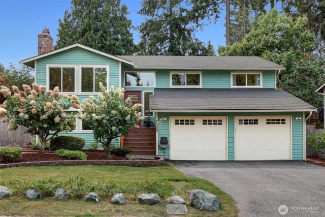 Property photo for 7002 174th Street Sw, Edmonds photo 2