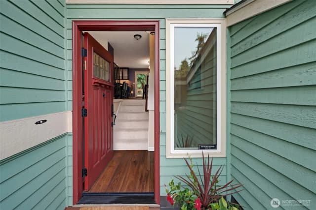 Property photo for 7002 174th Street Sw, Edmonds photo 3