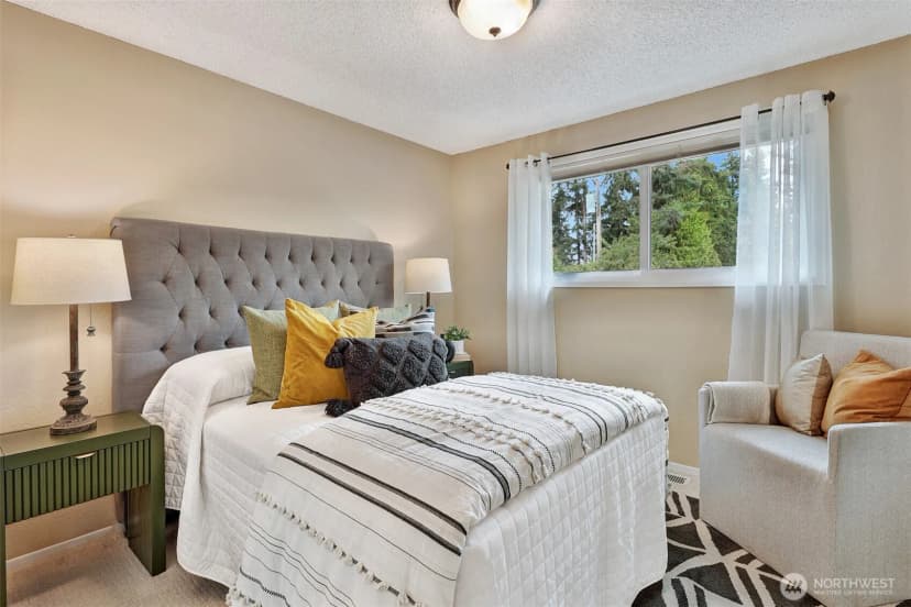Property photo for 7002 174th Street Sw, Edmonds photo 18