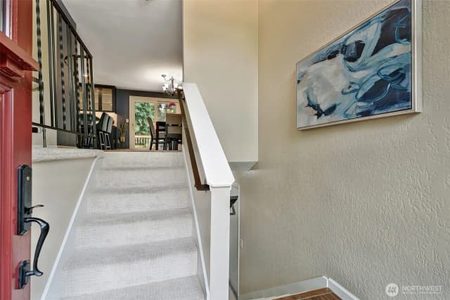 Property photo for 7002 174th Street Sw, Edmonds photo 4