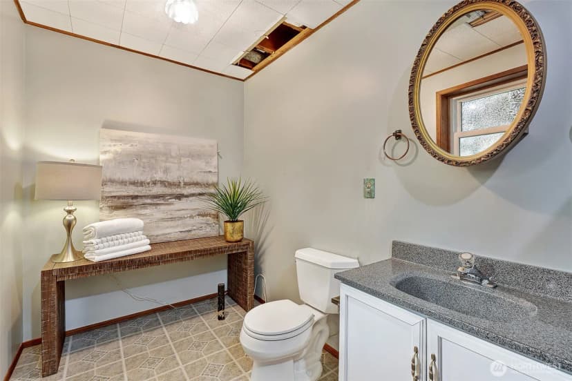 Property photo for 7002 174th Street Sw, Edmonds photo 25