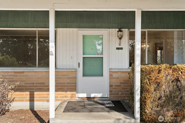 Property photo for 11705 Tomahawk Road Sw, Lakewood photo 4