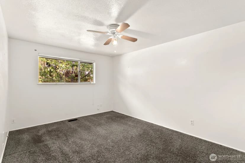 Property photo for 11705 Tomahawk Road Sw, Lakewood photo 15