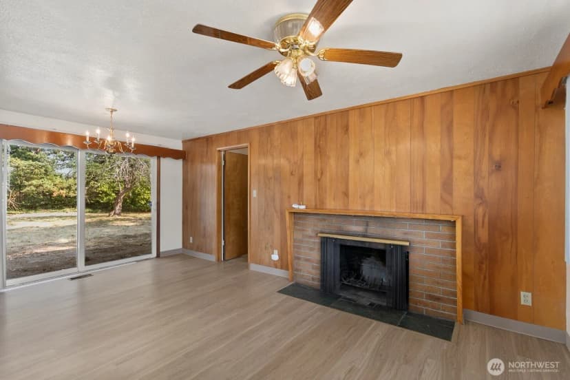 Property photo for 11705 Tomahawk Road Sw, Lakewood photo 8