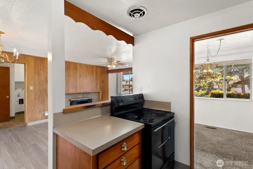 Property photo for 11705 Tomahawk Road Sw, Lakewood photo 11