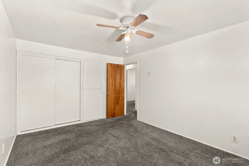 Property photo for 11705 Tomahawk Road Sw, Lakewood photo 16