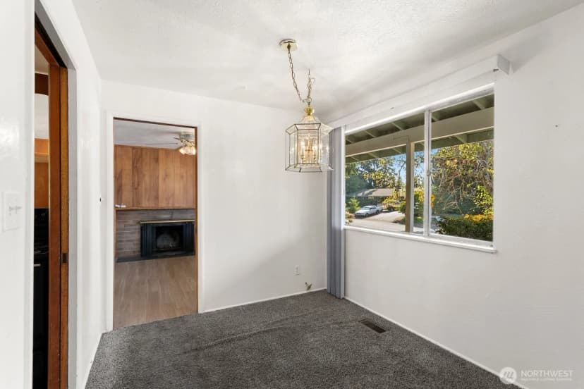 Property photo for 11705 Tomahawk Road Sw, Lakewood photo 14
