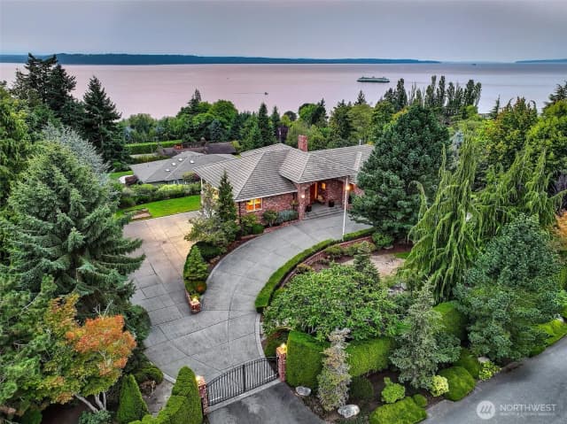 Property photo for 21722 Chinook Road, Woodway