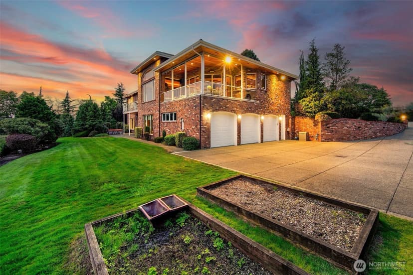 Property photo for 21722 Chinook Road, Woodway photo 32