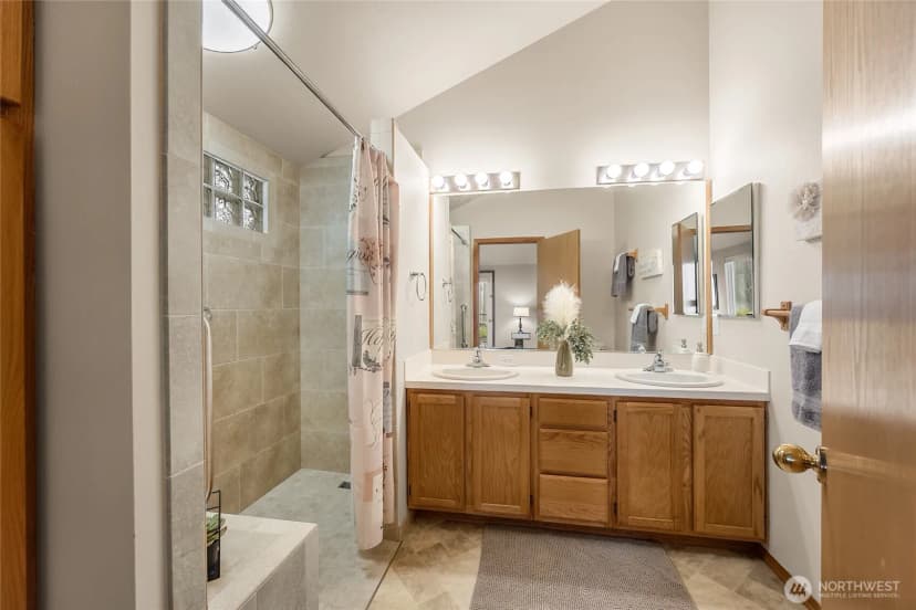 Property photo for 6297 Harbor Sunset Lane, Gig Harbor photo 7