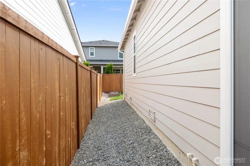 Property photo for 6685 Skipper Lane Se, Port Orchard photo 27
