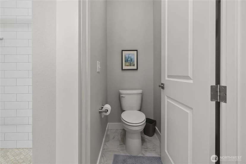 Property photo for 6685 Skipper Lane Se, Port Orchard photo 19