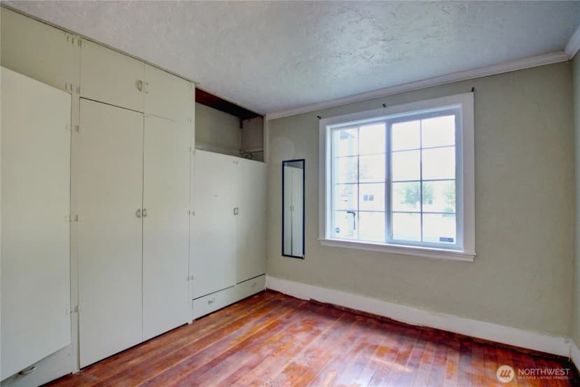 Property photo for 1700 S 6th Street, Mount Vernon photo 10