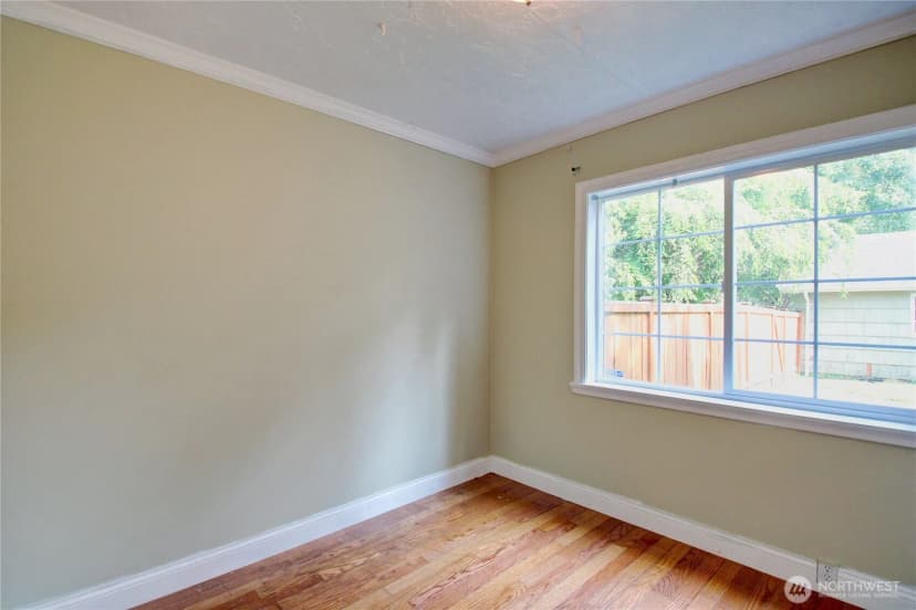 Property photo for 1700 S 6th Street, Mount Vernon photo 12