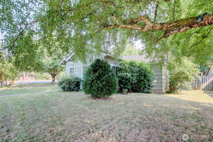 Property photo for 1700 S 6th Street, Mount Vernon photo 31