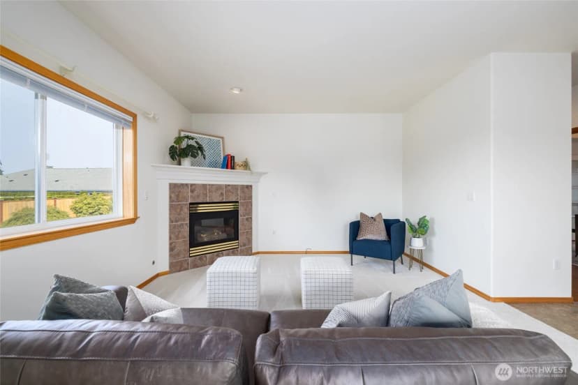 Property photo for 28124 85th Drive Nw, Stanwood photo 14