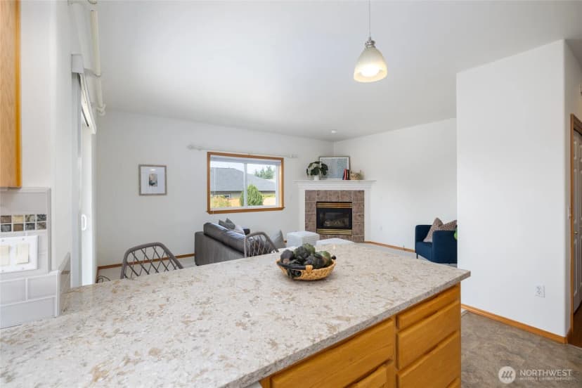 Property photo for 28124 85th Drive Nw, Stanwood photo 11