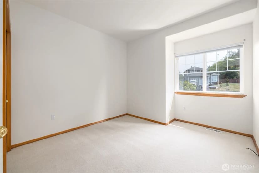 Property photo for 28124 85th Drive Nw, Stanwood photo 21
