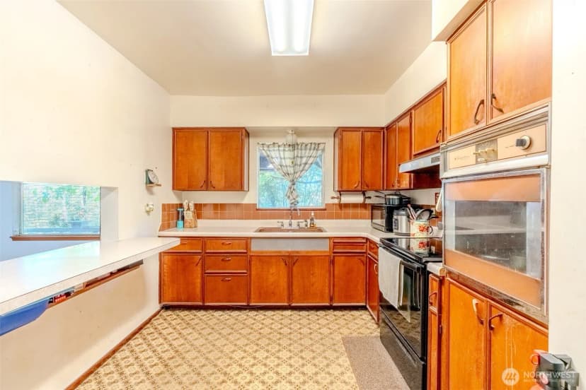 Property photo for 528 Dwight Street, Port Orchard photo 12