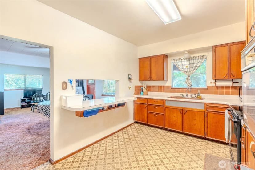 Property photo for 528 Dwight Street, Port Orchard photo 11