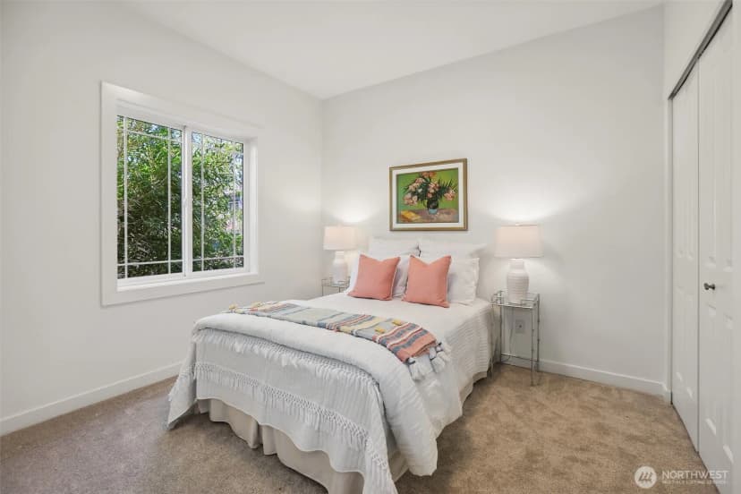 Property photo for 125 1st Avenue Nw, Issaquah photo 17