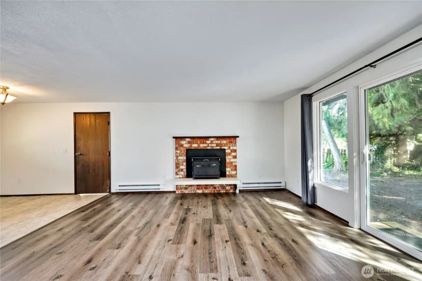 Property photo for 1042 Thomas Street, Port Townsend photo 13