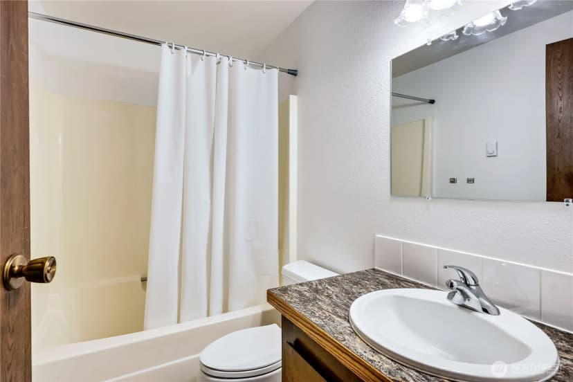 Property photo for 1042 Thomas Street, Port Townsend photo 16