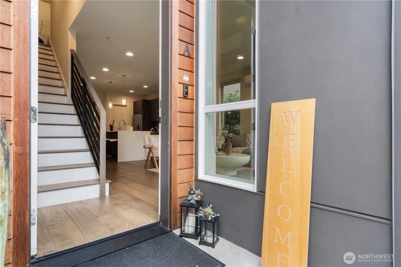Property photo for 2212 Franklin Ave E #a, Seattle photo 7