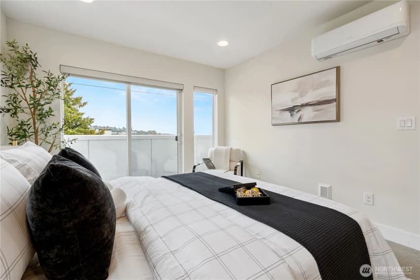 Property photo for 2212 Franklin Ave E #a, Seattle photo 22