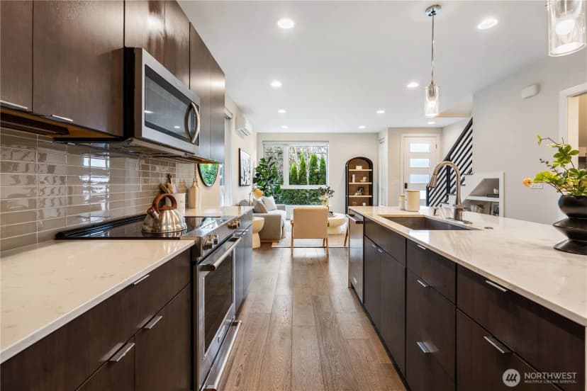 Property photo for 2212 Franklin Ave E #a, Seattle photo 14