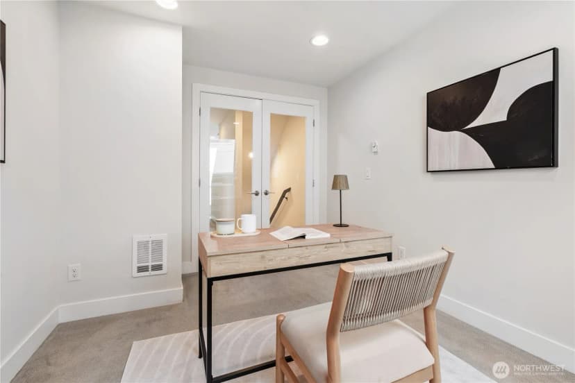 Property photo for 2212 Franklin Ave E #a, Seattle photo 28
