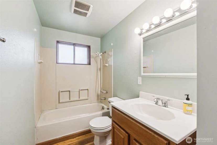 Property photo for 8821 S D Street, Tacoma photo 6