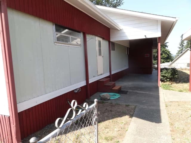 Property photo for 5218 5th Street, Bremerton photo 3
