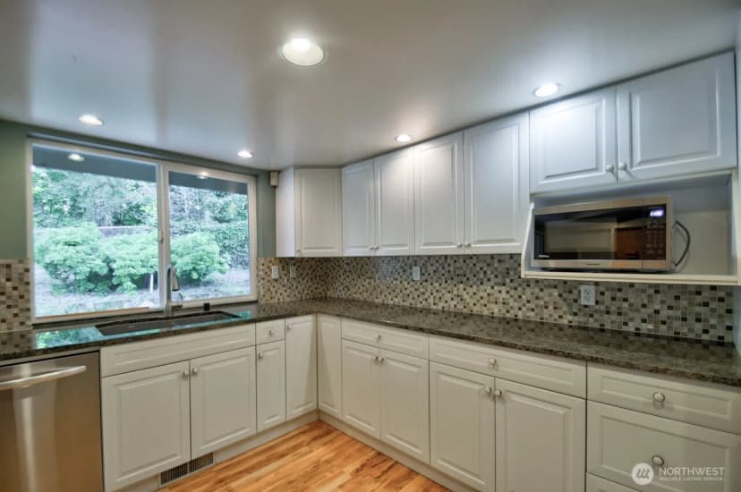 Property photo for 4613 7th Avenue Ne, Lacey photo 8
