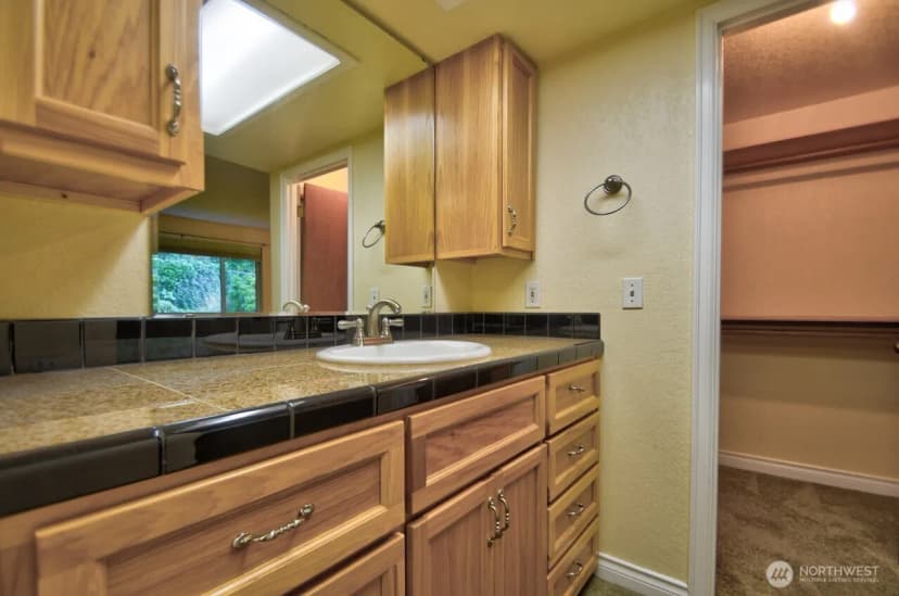 Property photo for 4613 7th Avenue Ne, Lacey photo 16