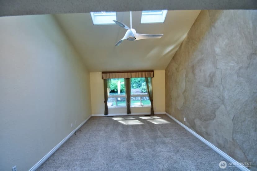 Property photo for 4613 7th Avenue Ne, Lacey photo 10