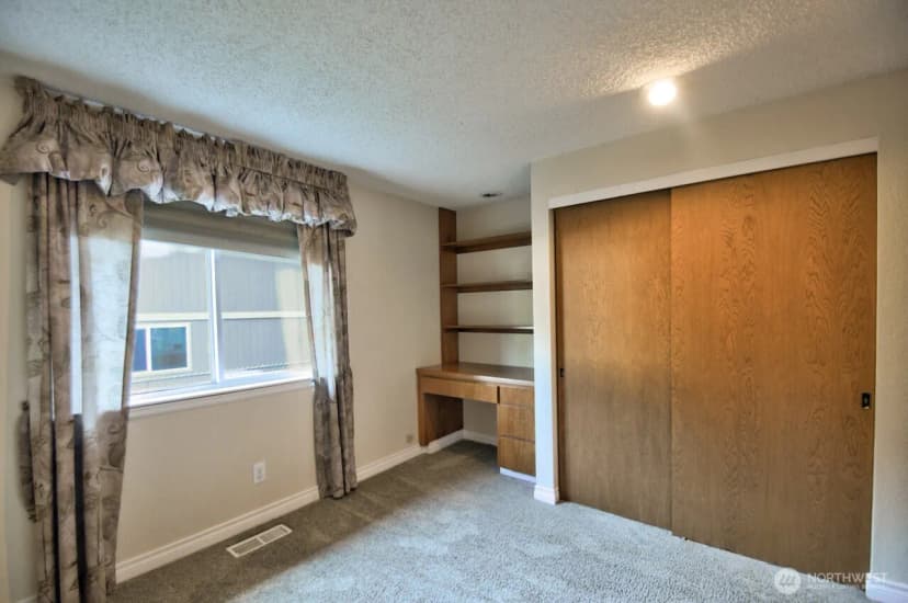 Property photo for 4613 7th Avenue Ne, Lacey photo 20