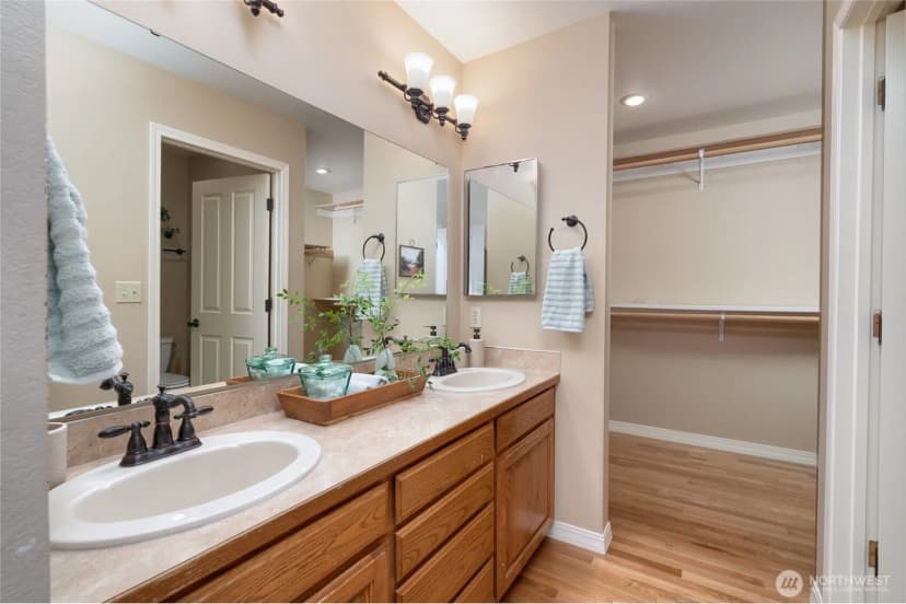 Property photo for 2012 Creekside Circle, Anacortes photo 16
