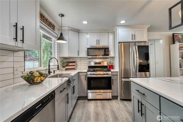 Property photo for 14024 97th Avenue Nw, Gig Harbor photo 3