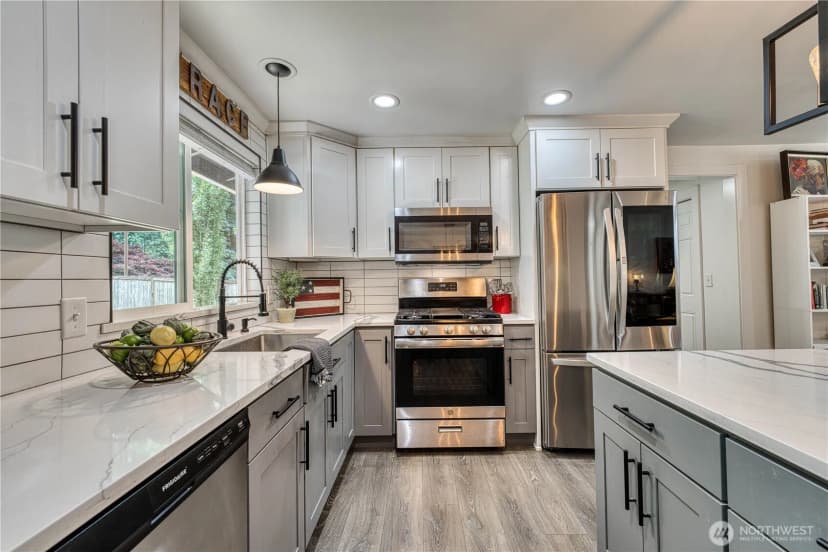 Property photo for 14024 97th Avenue Nw, Gig Harbor photo 3