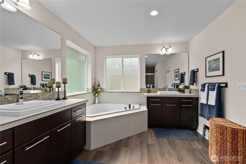 Property photo for 6010 155th Street Sw, Edmonds photo 19